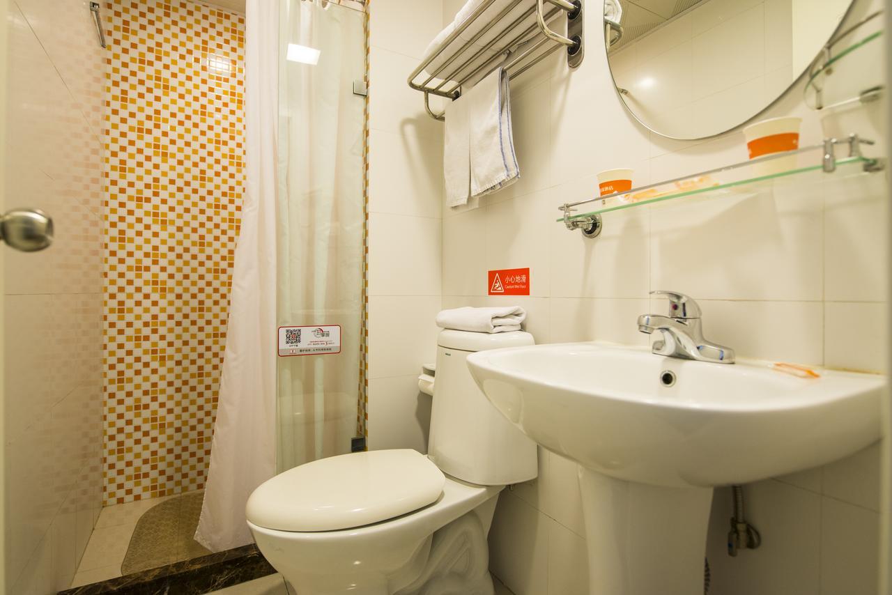 Home Inn Shanghai Lujiabang Road Metro Station Buitenkant foto